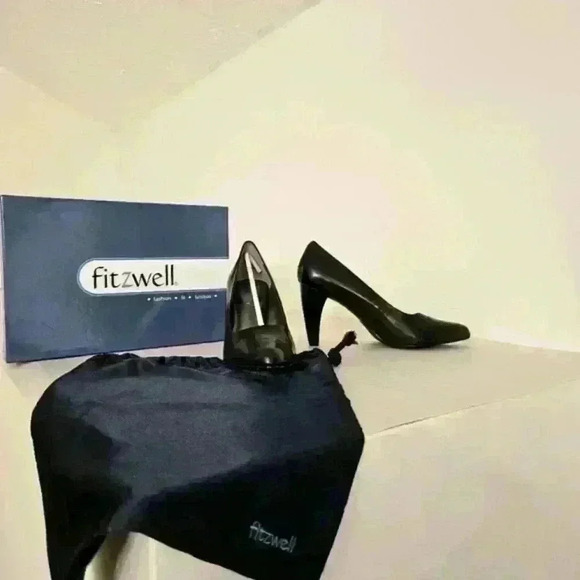 NIB Genuine Leather Fitzwell Raquel Black Kid Leather Pumps 9.5 NIB - Picture 2 of 9